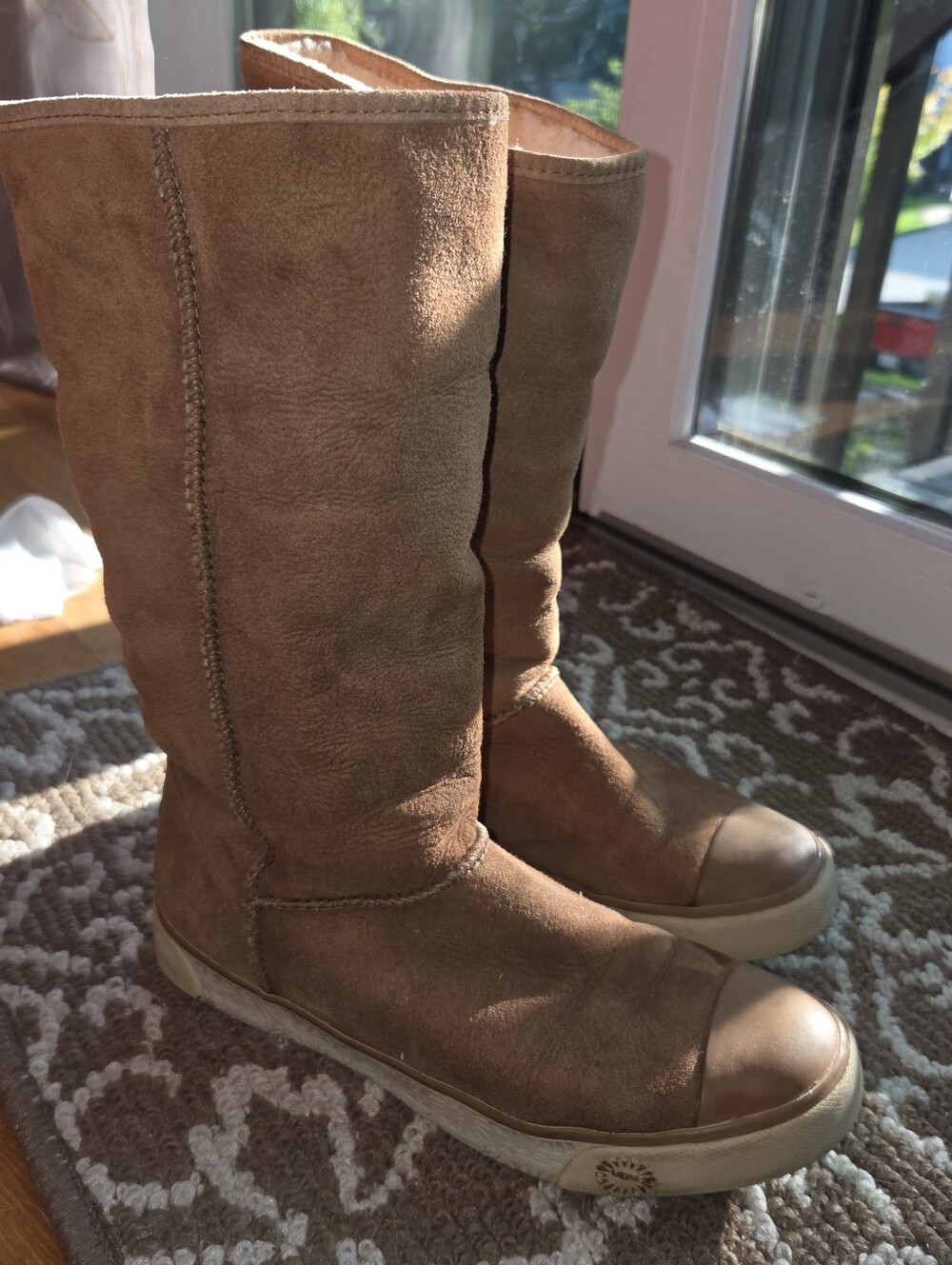 UGG Delaine Vintage Mid Calf Fold Over Suede Sneaker Boot Y2k Size 7.. So Soft!